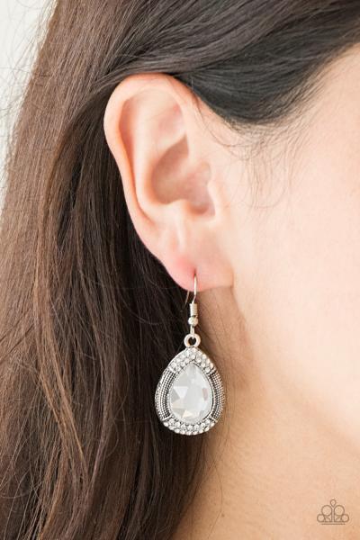Grandmaster Shimmer - White Earring