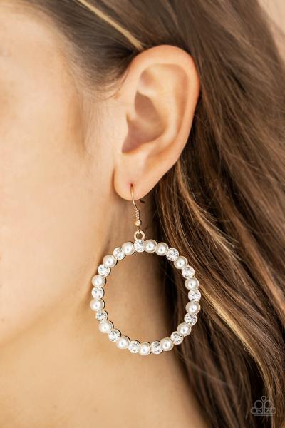 Pearl Palace - Gold Earring 