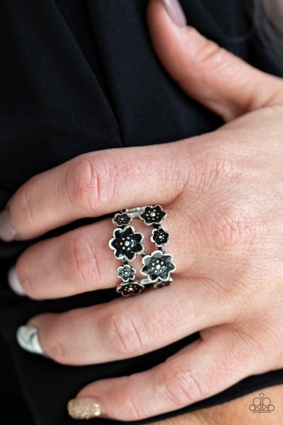 Floral Crowns - Black Ring