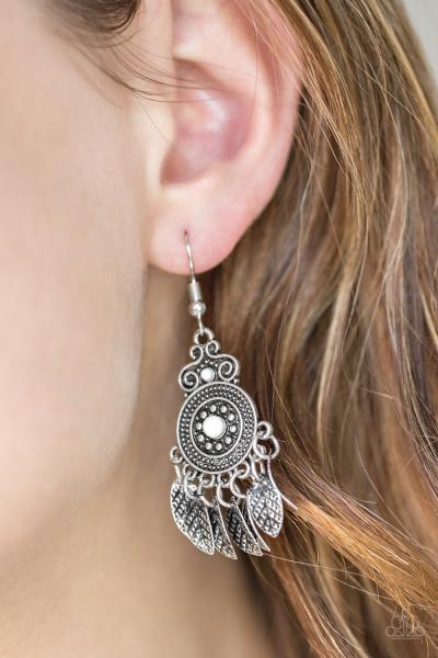 Lower East WILDSIDE - White Earring 