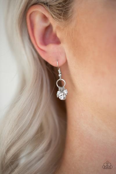 Twinkling Trinkets - White Earring 