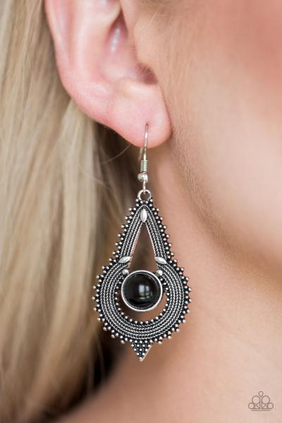 Zoomin Zumba - Black Earring