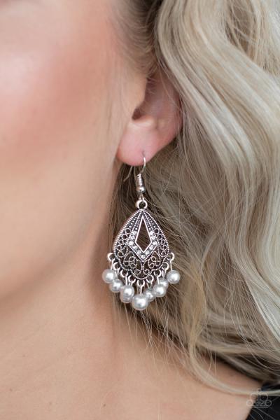 Gracefully Gatsby - Silver Earring 