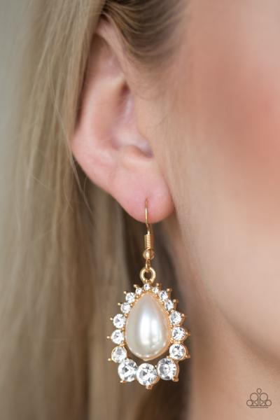Regal Renewal - Gold Earring 