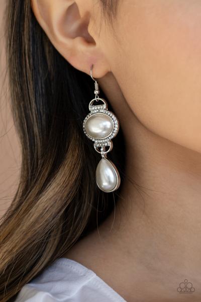 Icy Shimmer - White Earring 