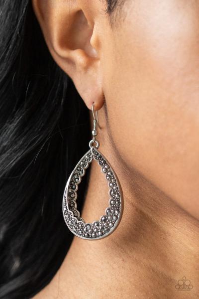 Royal Treatment - Silver Earring