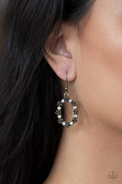 Rosy Royal - Brass Earring