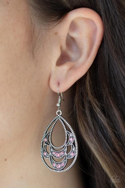 Malibu Macrame - Pink Earring 