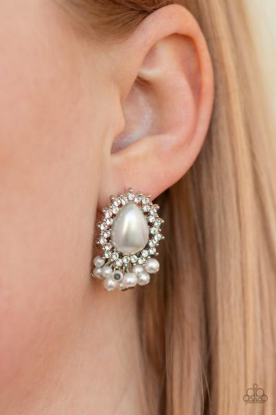 Castle Cameo - White Earring 
