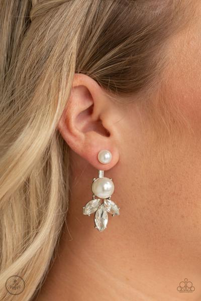Extra Elite - White Jacket Earring