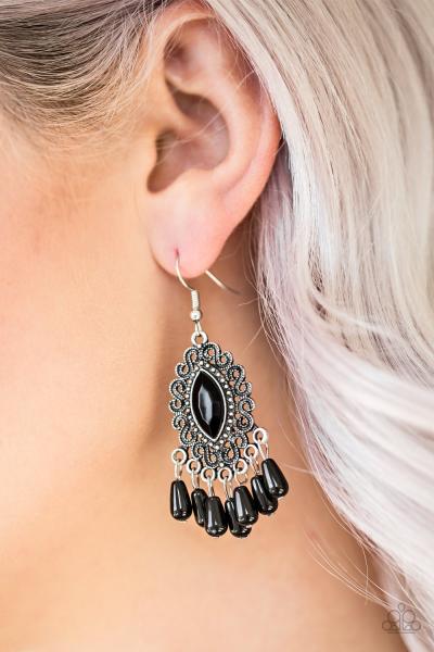 Private Villa - Black Earring