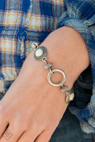 Musical Mountains - White Bracelet 