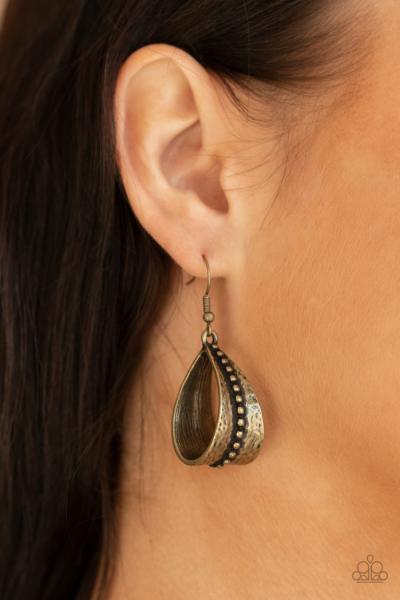 STIRRUP Some Trouble - Brass Earring 