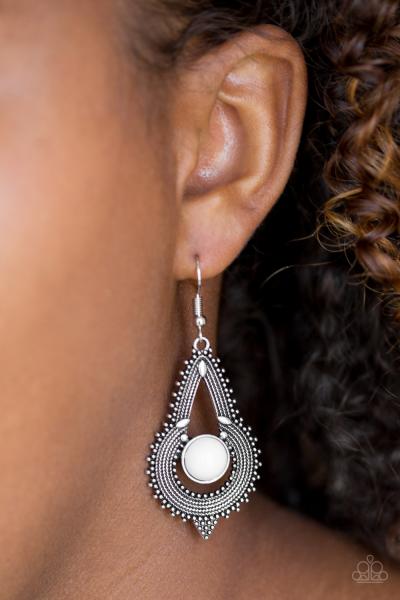 Zoomin Zumba - White Earring 