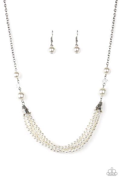 One-WOMAN Show - White