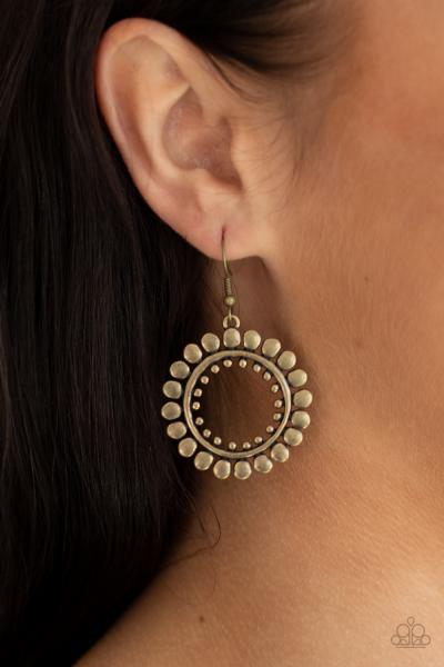 Radiating Radiance - Brass Earring 