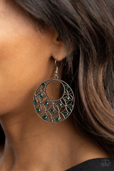 Garden Garnish - Green Earring 