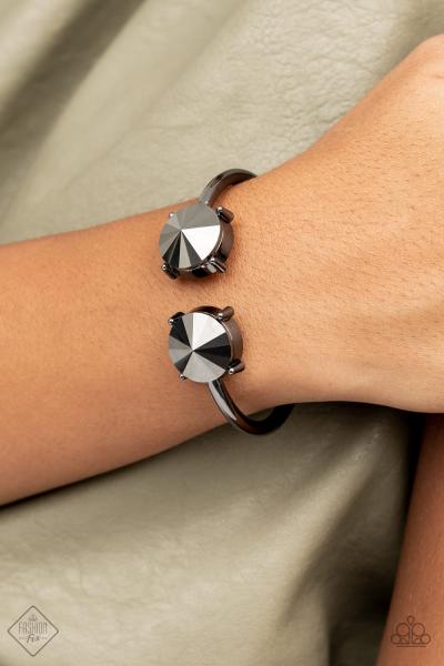 Spark and Sizzle - Black Bracelet 