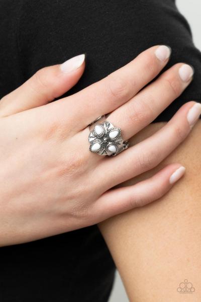 ​Badlands Bouquet - White Ring
