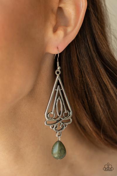 ​Transcendent Trendsetter - Green Earring 