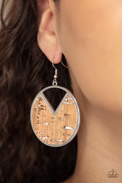 Nod to Nature - White Earring 