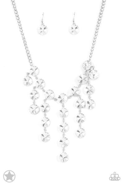 Spotlight Stunner White