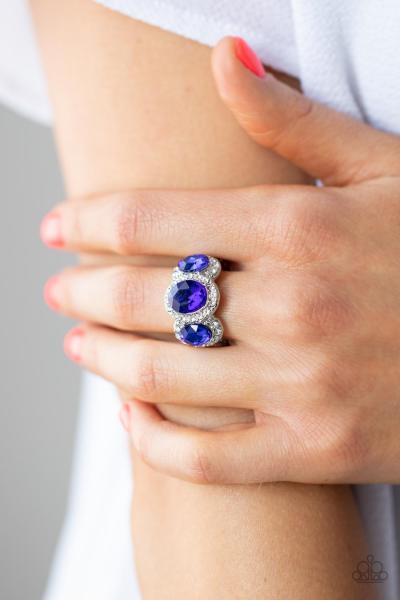 ​Royal Residence - Blue Ring