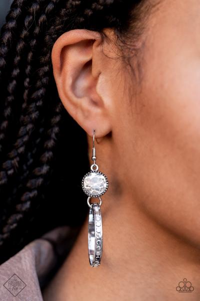 Standalone Sparkle - White Earring 
