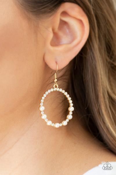 Glowing Grandeur - Gold Earring